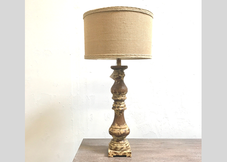 Mantoro Table Lamp